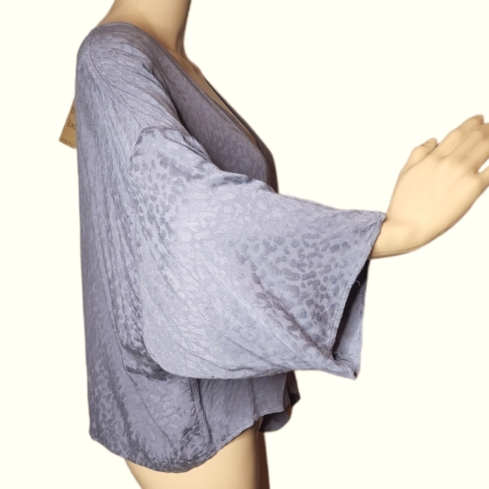 NWT Grey blouse- Style Rack - Picture 4 of 16